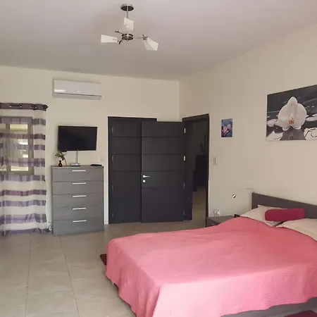 Inessa's Flat Appartement